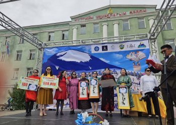 “Монгол бичгийн үндэсний хөтөлбөр-III”-ийн хүрээнд ” Үндэсний бичиг соёл, номын өдрүүд”-ийг Завхан аймгийн Хэлний бодлогын салбар зөвлөл, Соёл урлагийн газар, Б.Явуухулангийн нэрэмжит төв номын сан, Аймгийн Музей хамтран 5 дугаар сарын 15-18-ны өдрүүдийн хооронд амжилттай тэмдэглэн өнгөрүүллээ.